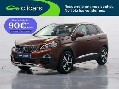 Usado Peugeot 3008 Allure 131 CV (96 kW) 2017 Marrón SUV
