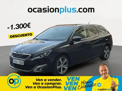 Usado Peugeot 308 Allure 120 CV (88 kW) 2017 Negro Familiar