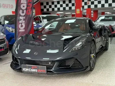Usado Lotus Emira 400 CV (294 kW) 2023 Gris / plata Coupe