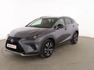 Usado Lexus NX300h E-FOUR 197 CV (144 kW) 2021 Gris SUV