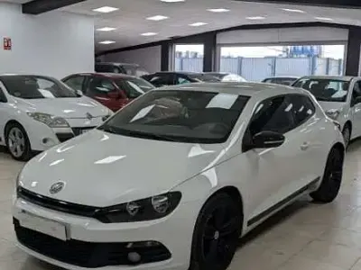 Usado VW Scirocco 140 CV (102 kW) 2010 Blanco Coupe