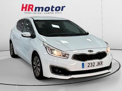 Usado Kia Ceed 120 CV (88 kW) 2015 Blanco Utilitario