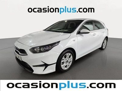Usado Kia Ceed 101 CV (74 kW) 2023 Blanco Utilitario