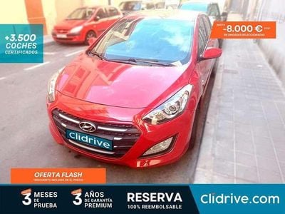 Rojo Usado 2015 Hyundai i30 Utilitario | 5990 € (Buen precio)