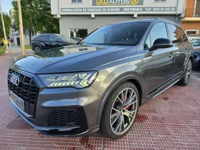 Usado Audi Q7 S-Line 462 CV (339 kW) 2021 Gris SUV