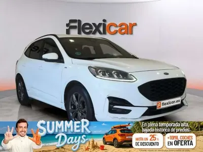 Usado Ford Kuga ST-Line 150 CV (110 kW) 2022 Blanco SUV
