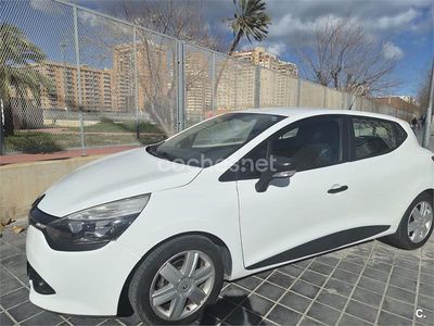 Usado Renault Clio IV Authentique 75 CV (55 kW) 2013 Blanco Berlina