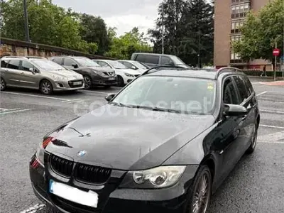 Usado BMW 318 129 CV (94 kW) 2007 Negro Familiar