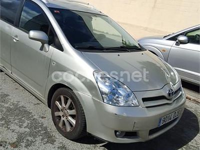 Usado Toyota Corolla Verso Sol 116 CV (85 kW) 2005 Gris / plata Monovolumen
