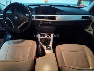 Usado BMW 318 143 CV (105 kW) 2011 Negro Berlina