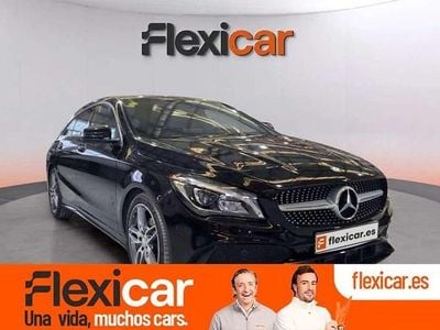 Usado Mercedes CLA200 Shooting Brake 136 CV (100 kW) 2017 Negro Familiar
