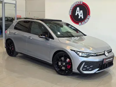 Usado VW Golf VIII GTI 265 CV (194 kW) 2025 Gris Berlina