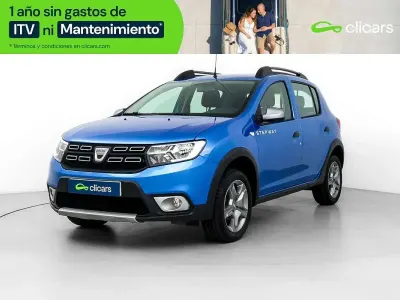 Usado Dacia Sandero Stepway Ambiance 90 CV (66 kW) 2018 Azul Utilitario