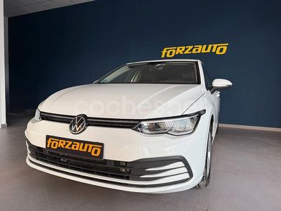 Blanco Usado 2024 VW Golf Life Berlina | 24.990 € (Un poco caro)