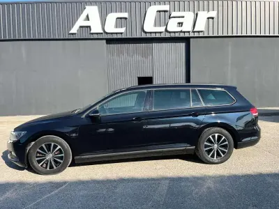 Usado VW Passat Edition 120 CV (88 kW) 2017 Negro Familiar