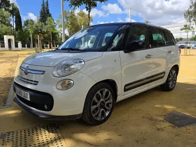 Usado Fiat 500L Living 120 CV (88 kW) 2015 Blanco Monovolumen