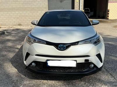 Usado Toyota C-HR Advance 122 CV (89 kW) 2017 Blanco SUV