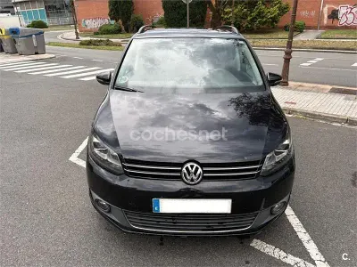Usado VW Touran Advance 140 CV (102 kW) 2011 Negro Monovolumen