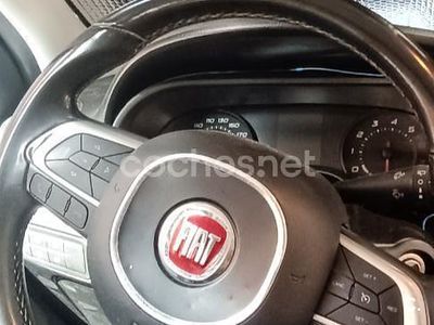 Negro Usado 2018 Fiat Tipo Lounge Familiar | 7200 €