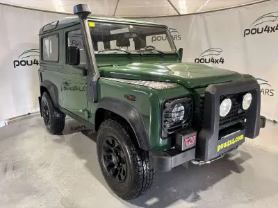 Używany Land Rover Defender SE 122 KM (89 kW) 2009 Zielony Kombi