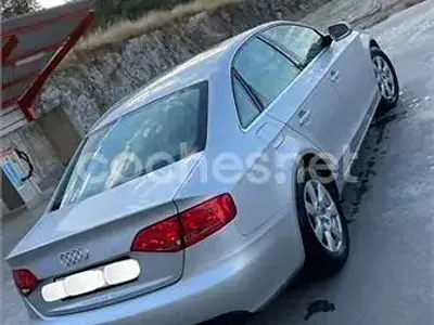 Usado Audi A4 160 CV (117 kW) 2011 Gris / plata Familiar