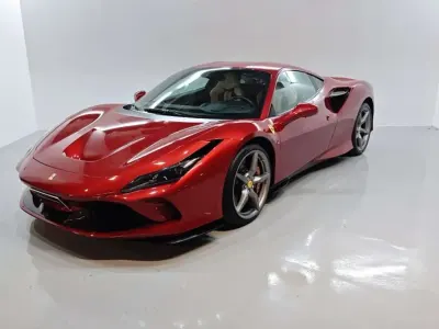 Usado Ferrari F8 721 CV (530 kW) 2021 Burdeos Coupe
