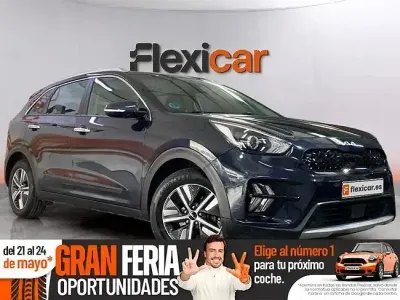 Käytetty Kia Niro 141 HP (103 kW) 2022 Sininen Katumaasturi