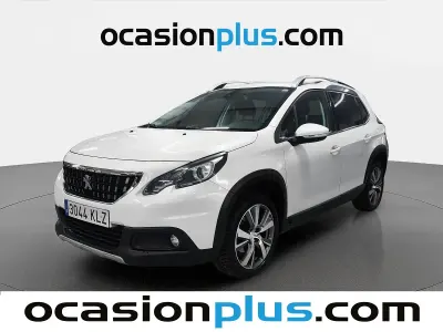 Usado Peugeot 2008 Allure 120 CV (88 kW) 2018 Blanco SUV