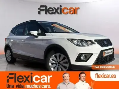 Usado Seat Arona Style 110 CV (80 kW) 2021 Blanco SUV