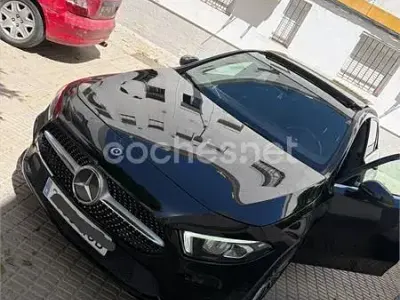 Usado Mercedes A180 109 CV (80 kW) 2019 Negro Berlina