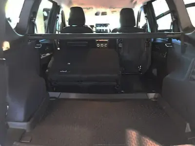 Nuevo Dacia Jogger Extreme 109 CV (80 kW) 2026 Verde Monovolumen