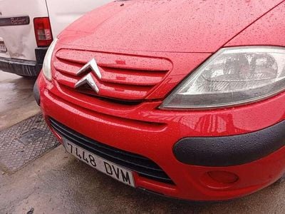 Usado Citroën C3 Furio 61 CV (44 kW) 2006 Rojo Utilitario