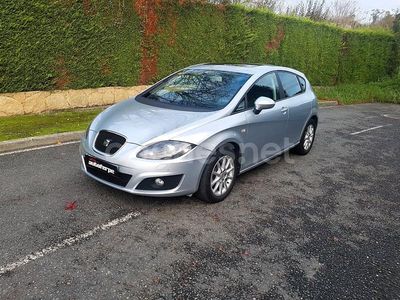 Usado Seat Leon Ecomotive 105 CV (77 kW) 2009 Gris / plata Berlina