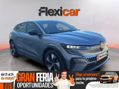Usado Renault Mégane IV Equilibre 160 HP (117 kW) 2023 Cinzento