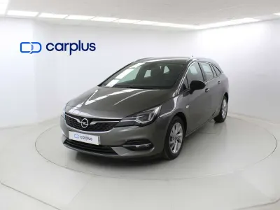 Usado Opel Astra Elegance 145 CV (106 kW) 2020 Gris Familiar
