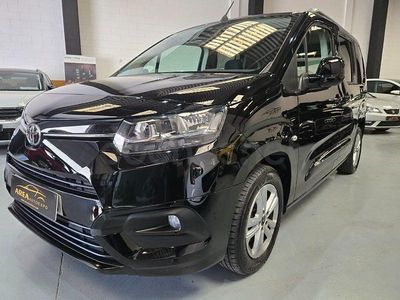 Usado Toyota Proace Verso Active 131 CV (96 kW) 2020 Negro Familiar