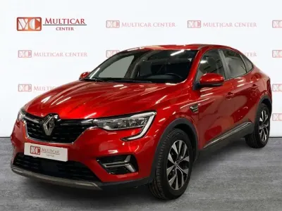 Begagnad Renault Arkana Intens 143 HK (105 kW) 2021 Röd SUV