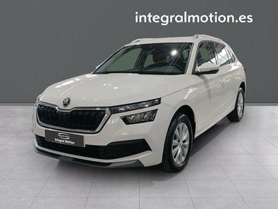 Usado Skoda Kamiq Ambition 110 CV (80 kW) 2021 Blanco SUV