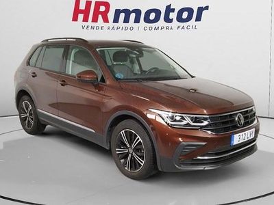 Usado VW Tiguan Life 122 CV (89 kW) 2022 Negro SUV