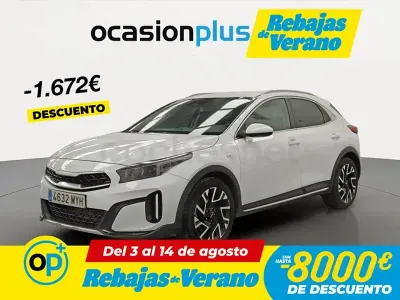 Usado Kia XCeed 100 CV (73 kW) 2025 Blanco SUV