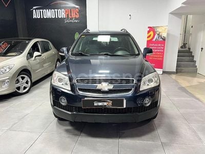 Usado Chevrolet Captiva LS 127 CV (93 kW) 2007 Gris / plata SUV