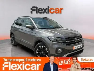 Usado VW T-Cross Advance 110 CV (80 kW) 2021 Gris SUV