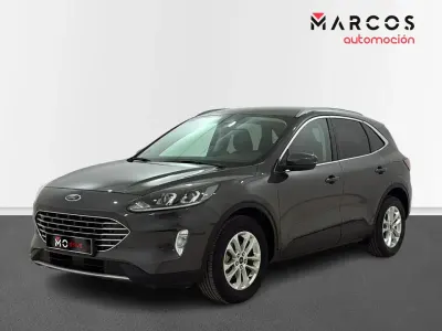 Usado Ford Kuga Titanium 120 CV (88 kW) 2020 SUV