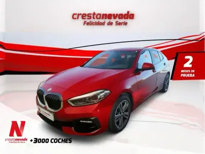 Usado BMW 118 Comfort Edition 150 CV (110 kW) 2024 Rojo Utilitario