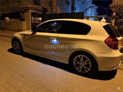 Usado BMW 120 170 CV (125 kW) 2009 Blanco Utilitario