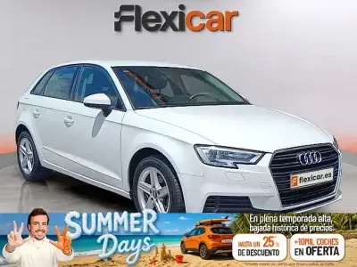 Usado Audi A3 116 CV (85 kW) 2019 Blanco Berlina