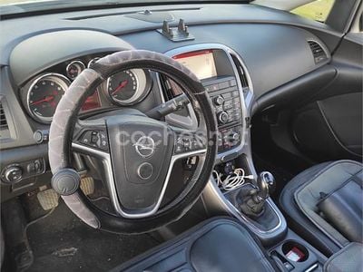 Usado Opel Astra Elegance 140 CV (102 kW) 2018 Azul Berlina