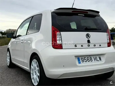 Usado Skoda Citigo Ambition 60 CV (44 kW) 2012 Blanco Utilitario