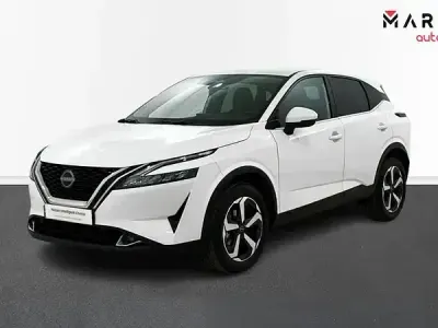 Usado Nissan Qashqai N-Connecta 158 CV (116 kW) 2023 Blanco everest (solido) negro SUV