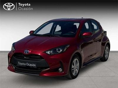 Usado Toyota Yaris Hybrid Active 116 CV (85 kW) 2021 Monovolumen